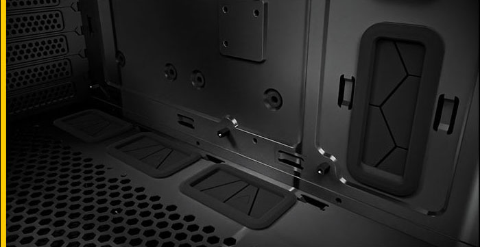 P20C ARGB Mid-Tower E-ATX Gaming Case